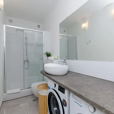 And Columbo Διαμέρισμα