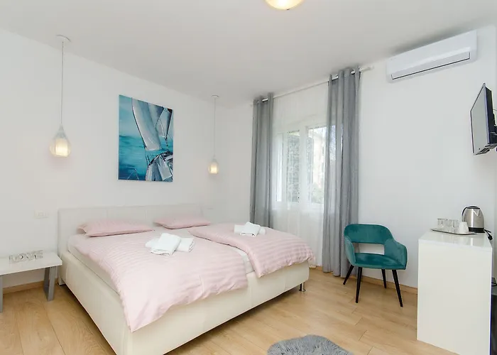 شقة And Columbo *